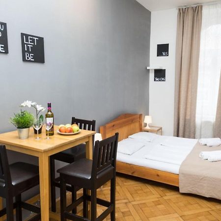 Welcome Apartments On Lublanska 프라하 외부 사진